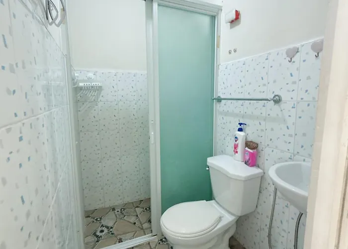 Budget Sweet Escape At San Marino Residences 3*